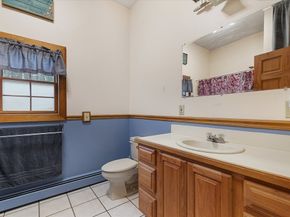 12 Mckinstry Dr, Charlton MA 01507