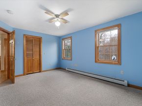 12 Mckinstry Dr, Charlton MA 01507