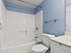53 Warren St 318, Newburyport MA 01950