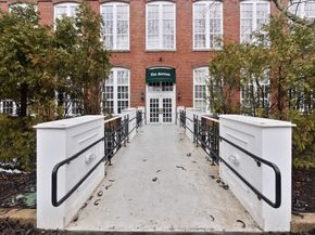 53 Warren St 318, Newburyport MA 01950