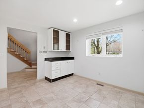 770 Salisbury St 424, Worcester MA 01609