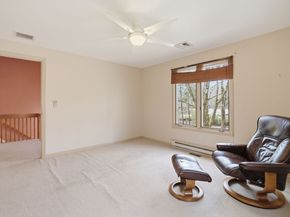 770 Salisbury St 424, Worcester MA 01609