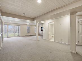 770 Salisbury St 424, Worcester MA 01609