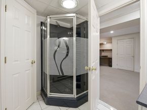 770 Salisbury St 424, Worcester MA 01609