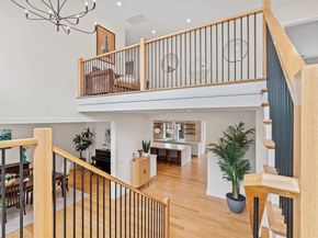 5 Colonial Rd, Needham MA 02492