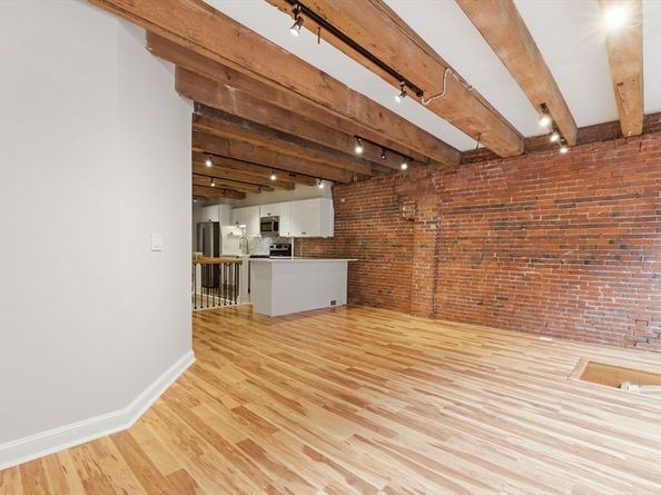 112 Fulton Street 1C, Boston MA 02109