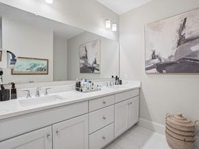 935 Main St 23, Shrewsbury MA 01545
