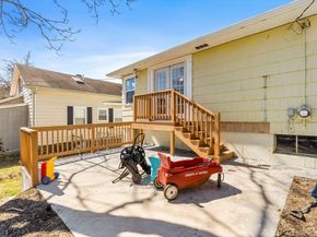 17 Vineyard St, Worcester MA 01603