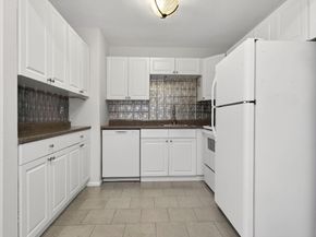 8 Kittredge St 10, Boston MA 02131