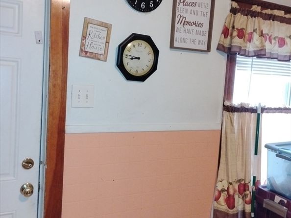 23 Suffolk St, Worcester MA 01604