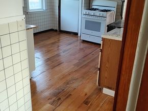 23 Suffolk St, Worcester MA 01604