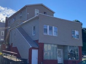 23 Suffolk St, Worcester MA 01604