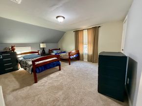 12 Carron Ln, Oxford MA 01540