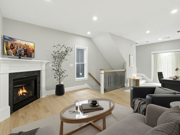 11 Washington Street 8, Ipswich MA 01938