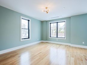 68 Rowe St 4, Boston MA 02131
