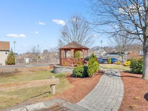 198 Locust St 105, Lynn MA 01904