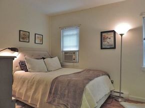1-4 Schrepel Pl, Boston MA 02127