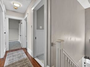 22 Maple St, Templeton MA 01436