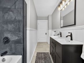 22 Maple St, Templeton MA 01436