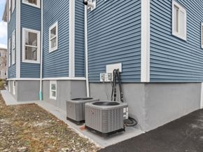 66 Stanley St 3, Boston MA 02125