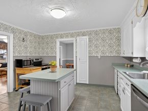 51 Brantwood Rd, Worcester MA 01602