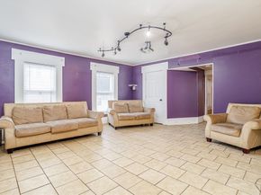 90 Mechanic St, Fitchburg MA 01420