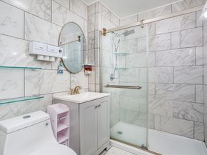 90 Mechanic St, Fitchburg MA 01420