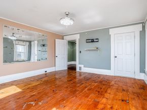 90 Mechanic St, Fitchburg MA 01420