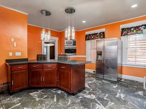 90 Mechanic St, Fitchburg MA 01420