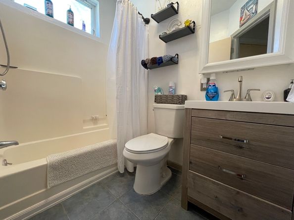 183 Everett St, Southbridge MA 01550