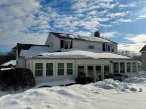 71 Charles St, Weymouth MA 02189