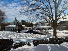 71 Charles St, Weymouth MA 02189