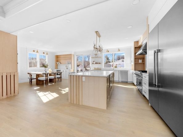 12 Daley, Hingham MA 02043