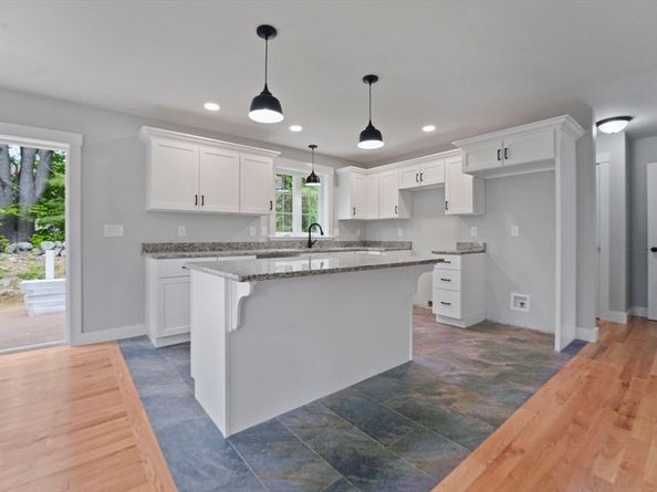 11 Stephanie Drive, Gardner MA 01440