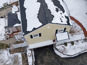 560 Worcester St, Wellesley MA 02481