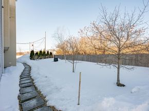 78 Thatcher Rd 6, Gloucester MA 01930