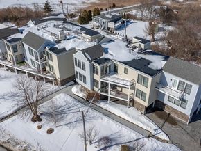 78 Thatcher Rd 6, Gloucester MA 01930