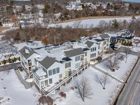 78 Thatcher Rd 6, Gloucester MA 01930