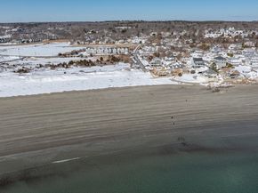 78 Thatcher Rd 6, Gloucester MA 01930