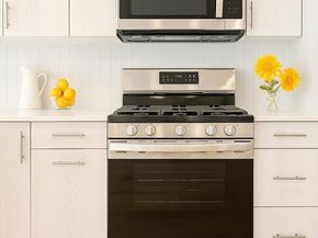 98 Prescott St 1C, Boston MA 02128