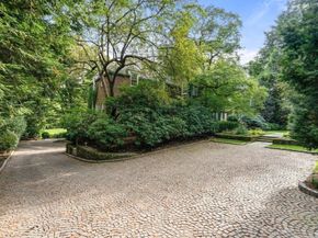 188 Heath St, Brookline MA 02467