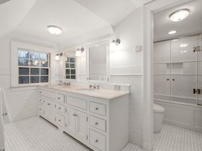 188 Heath St, Brookline MA 02467