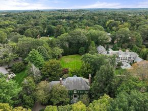 188 Heath St, Brookline MA 02467