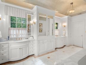 188 Heath St, Brookline MA 02467