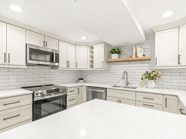 115 Washington Street 2A, Winchester MA 01890