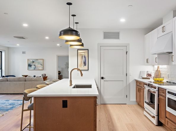 1025 Massachusetts Avenue 204, Arlington MA 02476