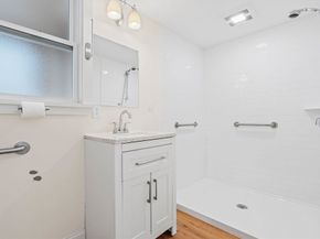 971 Webster St, Needham MA 02492