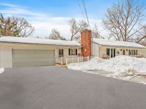 79 Royce Rd, Marlborough MA 01752