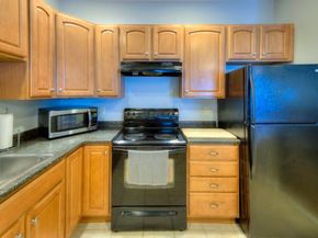 215 Mill St 115, Worcester MA 01602