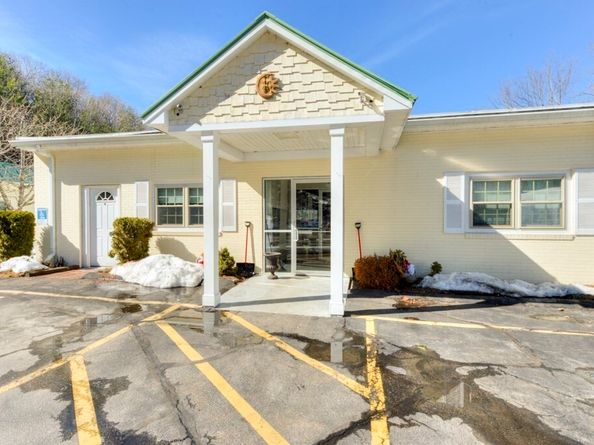 215 Mill St 115, Worcester MA 01602